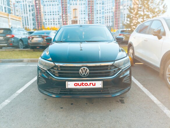 2020 Volkswagen Polo VI, чёрный, 1600000 рублей
