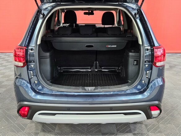 2019 Mitsubishi Outlander III Рестайлинг 3, синий, 2149000 рублей - вид 19