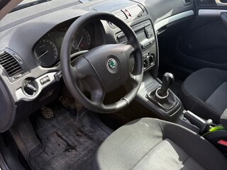 2007 Skoda Octavia II (A5), серый, 575000 рублей, вид 5