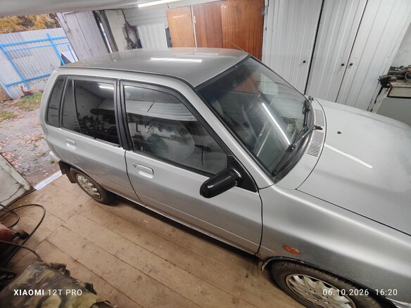 2000 Kia Pride I, серебристый, 150000 рублей