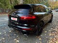 2015 Porsche Cayenne Turbo II Рестайлинг (958), чёрный, 3950000 рублей - вид 1