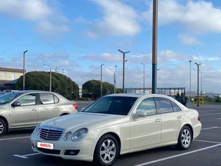 2008 Mercedes-Benz E-Класс 200 III (W211, S211) Рестайлинг, бежевый, 829999 рублей, вид 1