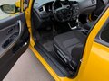 2016 Kia Ceed II Рестайлинг, жёлтый, 800000 рублей - вид 9