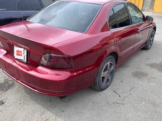 2003 Mitsubishi Galant VIII Рестайлинг, красный, 185000 рублей, вид 3
