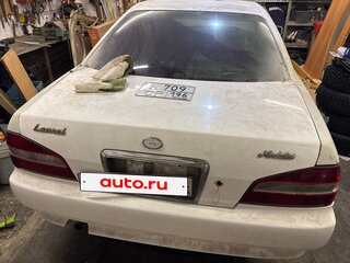 1997 Nissan Laurel VIII (C35), белый, 230000 рублей, вид 4