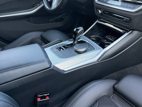 2021 BMW 3 серии 320i VII (G2x), чёрный, 3720000 рублей - вид 6