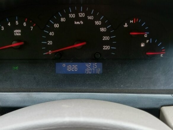 2010 Vortex Estina I, красный, 220000 рублей - вид 6