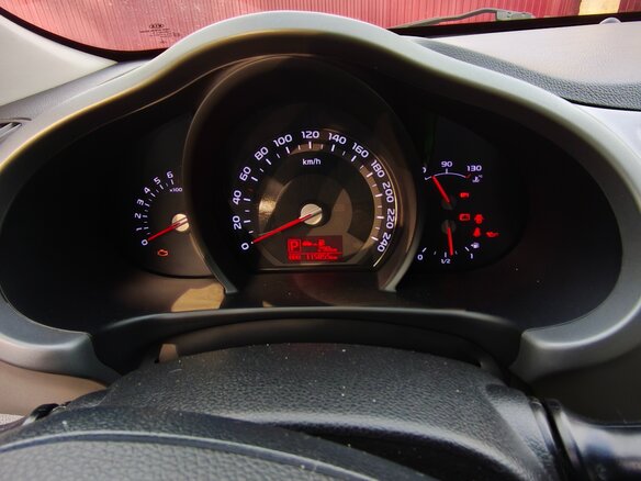2015 Kia Sportage III Рестайлинг, синий, 1400000 рублей - вид 6