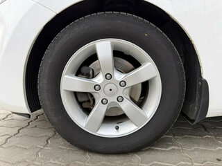 2015 Hyundai i30 II Рестайлинг, белый, 933530 рублей, вид 4