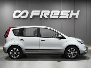 2013 Nissan Note I Рестайлинг, серебристый, 747000 рублей, вид 5
