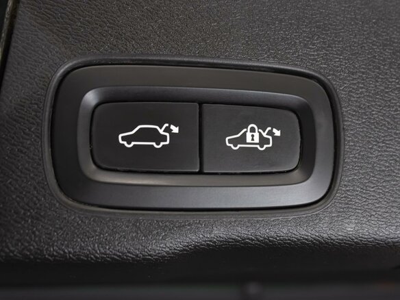 2020 Volvo XC60 II, голубой, 3450000 рублей - вид 27