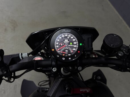 2024 Indian FTR 1200, чёрный, 1235000 рублей, вид 2