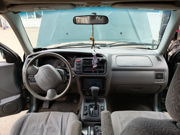 2001 Suzuki Grand Vitara XL-7 I Рестайлинг, зелёный, 370000 рублей - вид 9