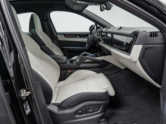 2025 Porsche Cayenne Coupé III Рестайлинг, чёрный, 17490000 рублей - вид 13