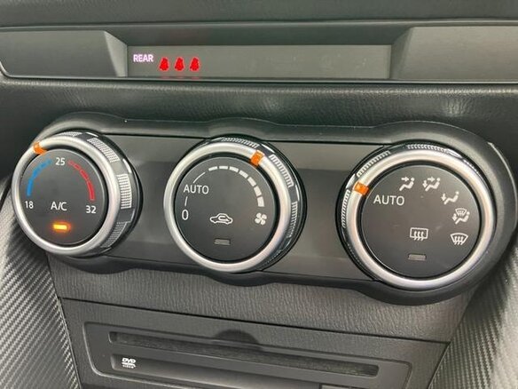 2022 Mazda 2 III (DJ) Рестайлинг, белый, 890700 рублей - вид 15