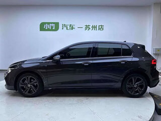 2023 Volkswagen Golf VIII, белый, 1600000 рублей, вид 4