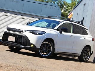 2023 Toyota Corolla Cross I, белый, 2210000 рублей, вид 1