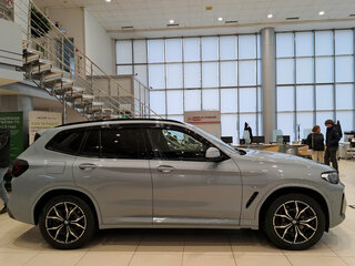 2022 BMW X3 20i xDrive III (G01) Рестайлинг, серый, 4850000 рублей, вид 4