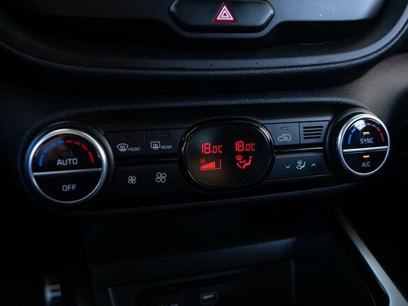 2019 Kia Soul III, синий, 2140000 рублей - вид 15