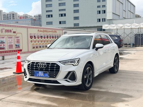 2021 Audi Q3 35 TFSI II (F3), белый, 2780000 рублей, вид 2