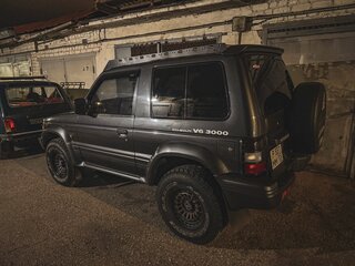 1993 Mitsubishi Pajero II, серый, 999000 рублей, вид 3