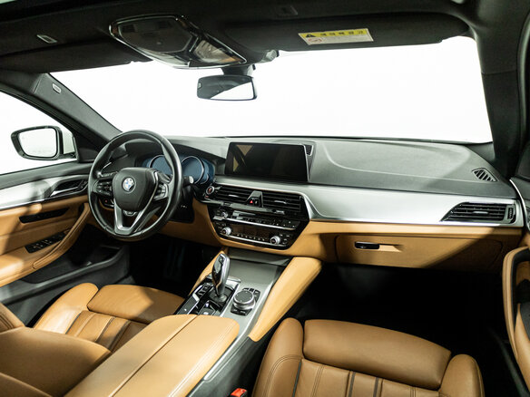 2018 BMW 5 серии 520d xDrive VII (G30/G31/G38), белый - вид 8