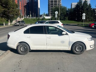 2018 Skoda Rapid I Рестайлинг, белый, 700000 рублей, вид 2