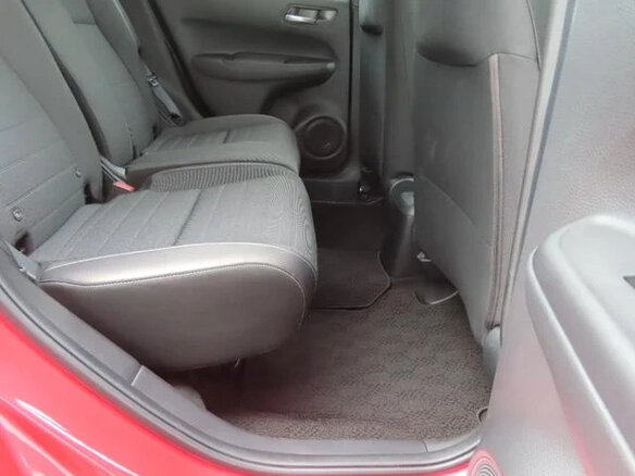 2023 Honda Fit Crosstar IV Рестайлинг, пурпурный, 1110000 рублей - вид 12