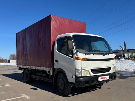 2001 Toyota Dyna, белый, 800000 рублей, вид 1