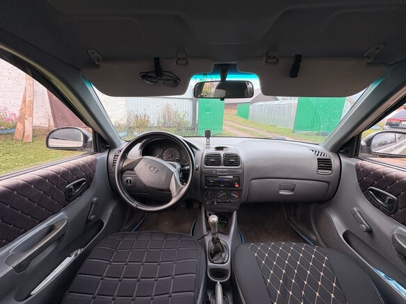 2008 Hyundai Accent ТагАЗ II, бежевый, 330000 рублей - вид 4