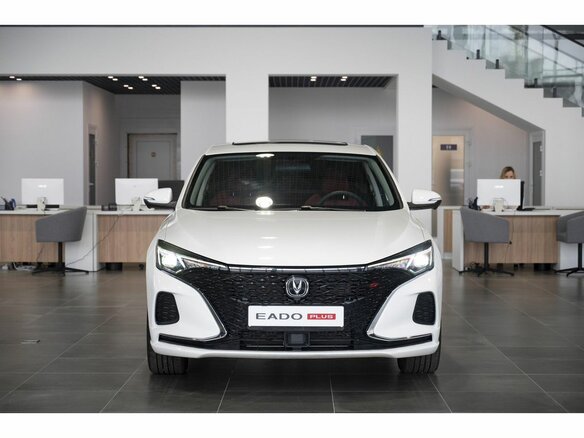 2024 Changan Eado Plus I, белый, 2569900 рублей - вид 1