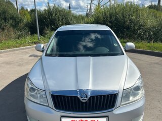 2012 Skoda Octavia II (A5) Рестайлинг, серебристый, 650000 рублей, вид 2