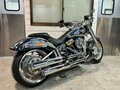 2025 Harley-Davidson Fat Boy, серебристый, 4899000 рублей - вид 3