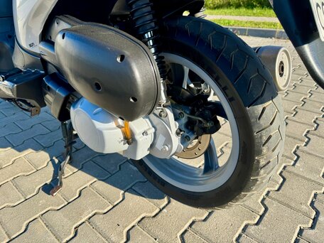 2012 Benelli Caffe Nero 250, серебристый, 89000 рублей, вид 2