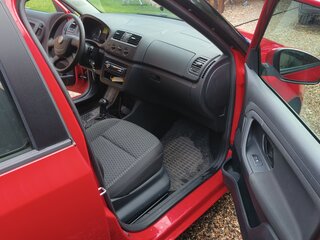 2011 Skoda Fabia II Рестайлинг, красный, 800000 рублей, вид 5