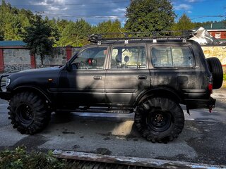 1996 Toyota Land Cruiser 80 Series Рестайлинг, чёрный, 1800000 рублей, вид 2