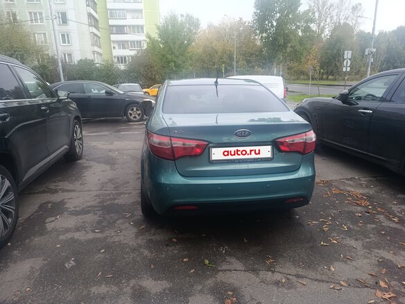 2012 Kia Rio III, зелёный, 600000 рублей - вид 2