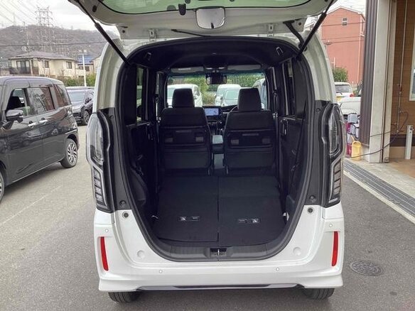 2022 Honda N-BOX II Рестайлинг, белый - вид 7