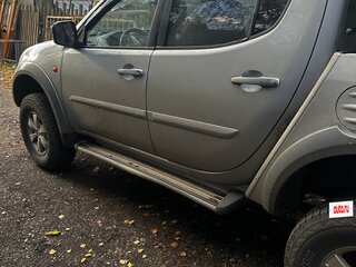 2007 Mitsubishi L200 IV, серебристый, 1000000 рублей, вид 3