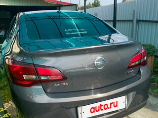 2014 Opel Astra J Рестайлинг, серый, 450000 рублей, вид 3