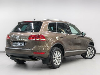 2012 Volkswagen Touareg II, коричневый, 3200000 рублей, вид 5