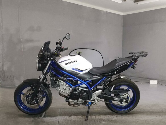 2020 Suzuki SV 650, белый