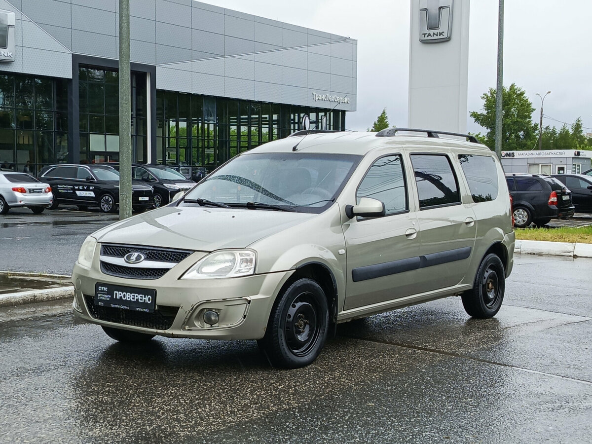 Открыть фотографии: Lada (ВАЗ) Largus I