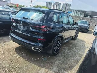 2026 BMW X5 Long 30Li IV (G05/G18) Рестайлинг, чёрный, 8814660 рублей, вид 3