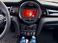 2020 Mini Hatch Cooper III (F55/F56) Рестайлинг, красный, 2300000 рублей - вид 8