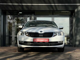 2019 Skoda Octavia III (A7) Рестайлинг, белый, 2339900 рублей, вид 2