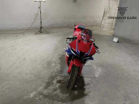 2024 Honda CBR 600RR, красный, 1449000 рублей, вид 3