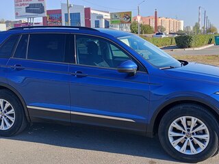 2021 Volkswagen Tiguan II Рестайлинг, синий, 2690000 рублей, вид 2