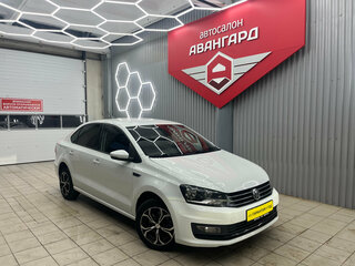 2016 Volkswagen Polo V Рестайлинг, белый, 1090000 рублей, вид 1