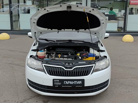 2015 Skoda Rapid I, белый, 1030000 рублей - вид 8
